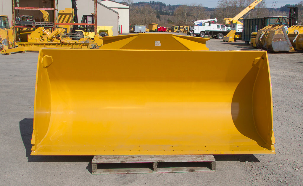 Used BUCKET A 4385482 5