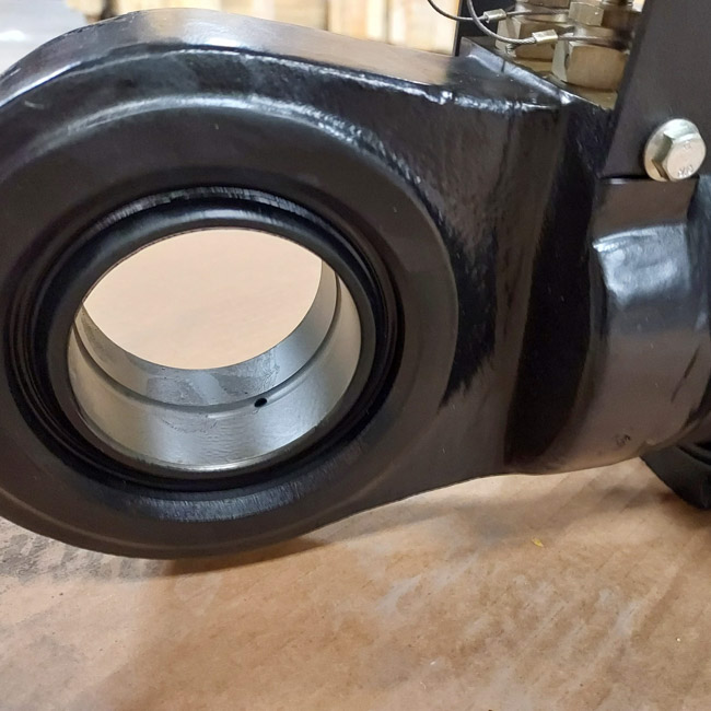 New CYLINDER GRP - SUSP FRONT 4472272 5