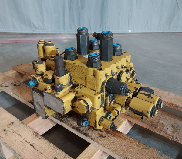 Used VALVE GRP - MAIN CONTROL 4530229