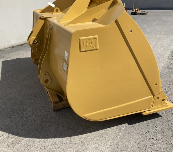 Used BUCKET A 4619047 4