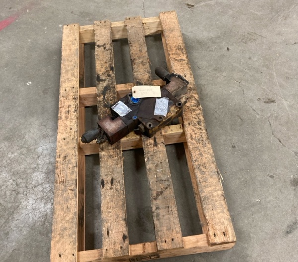 Used VALVE GRP 4669339 2