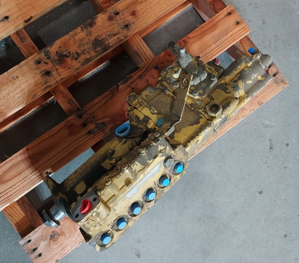 Used PUMP GRP 4P9977 4