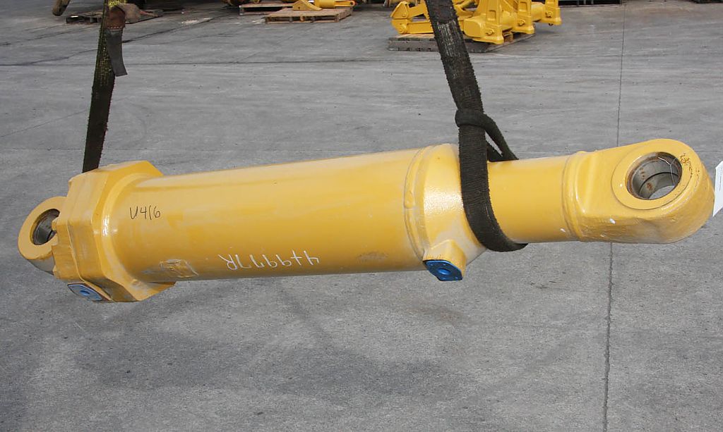 Rebuilt CYLINDER GRP - RIPPER 4T9977