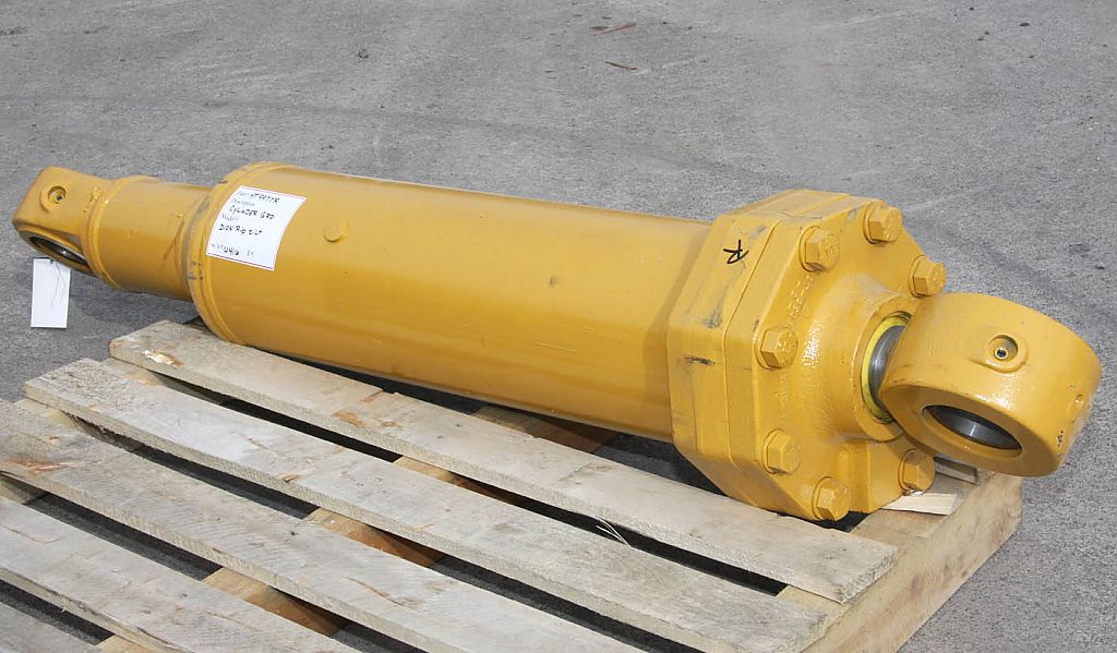Rebuilt CYLINDER GRP - RIPPER 4T9977 2