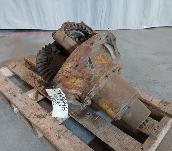 Used DIFFERENTIAL GRP - FRONT 4V9848 2