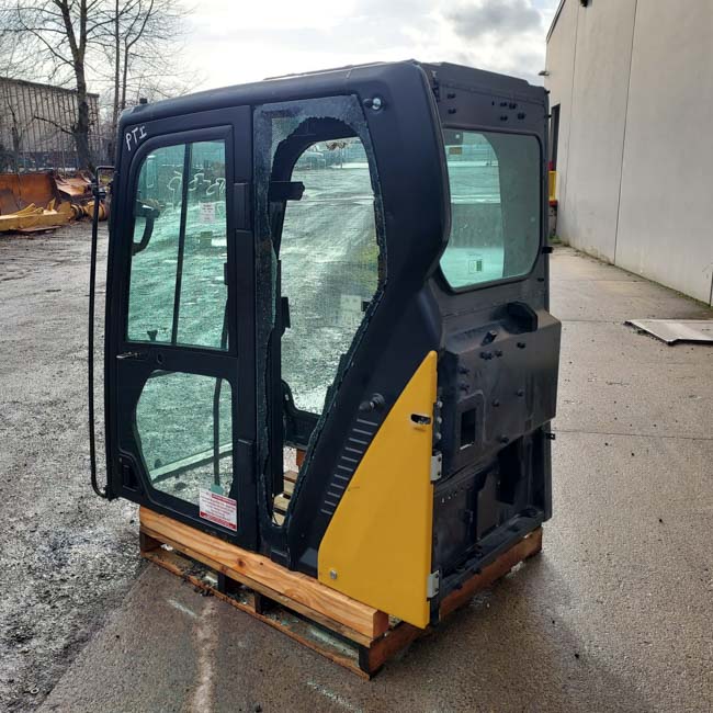 Good Used CAB - EROPS 50-0057 : Portland Tractor Inc. (PTI)