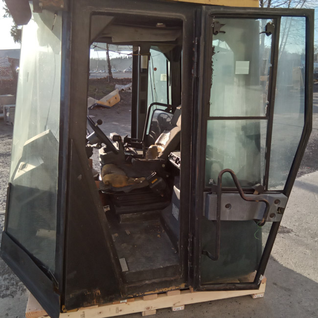Good Used CAB - EROPS 50-0088 6