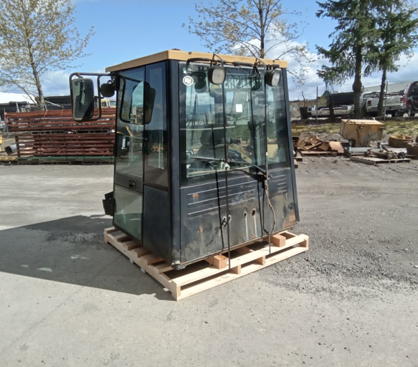 Good Used CAB - EROPS 50-0095 5