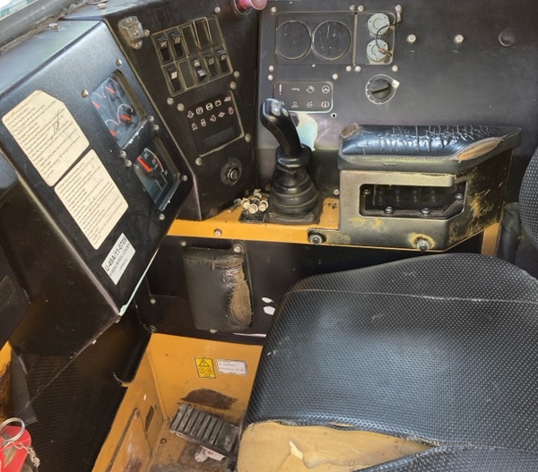 Good Used CAB - EROPS 50-0099 6