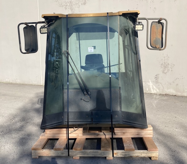 Good Used CAB - EROPS 50-0102