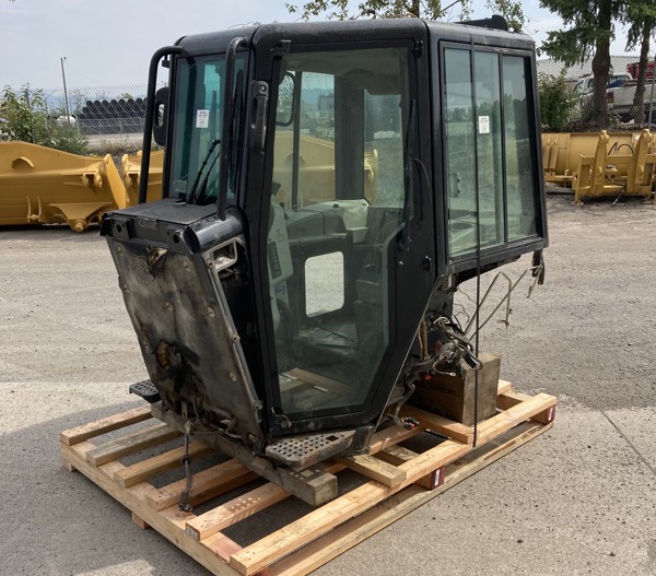 Good Used CAB - EROPS 50-0106 5