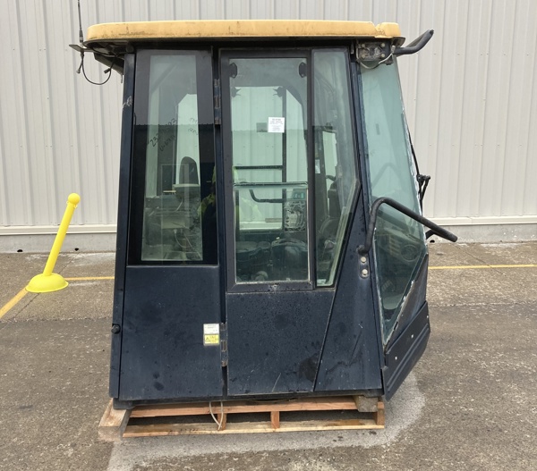 Good Used CAB - EROPS 50-0108