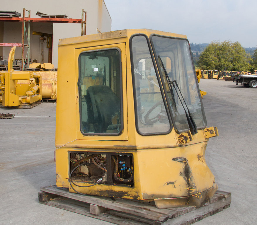 Good Used CAB - FOPS 51-0320