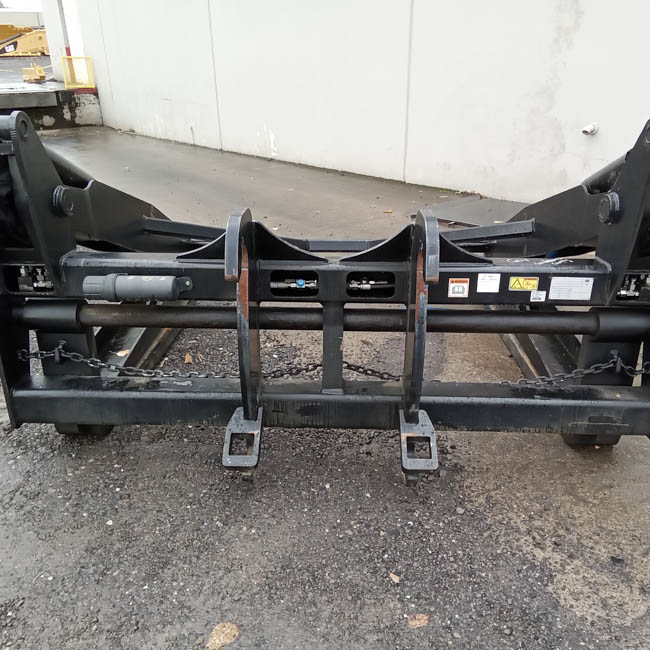 Used FORKS GRP 5105061