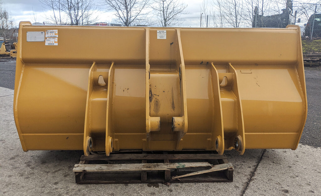 Used BUCKET A - GENERAL PURPOSE 5246587 8