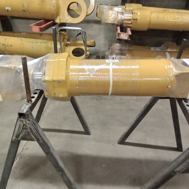 Rebuilt CYLINDER GRP - LIFT 5418382