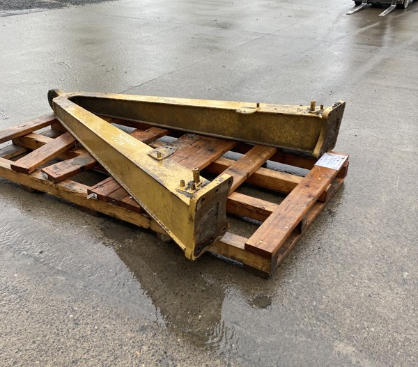 CAT 5639043 part 3