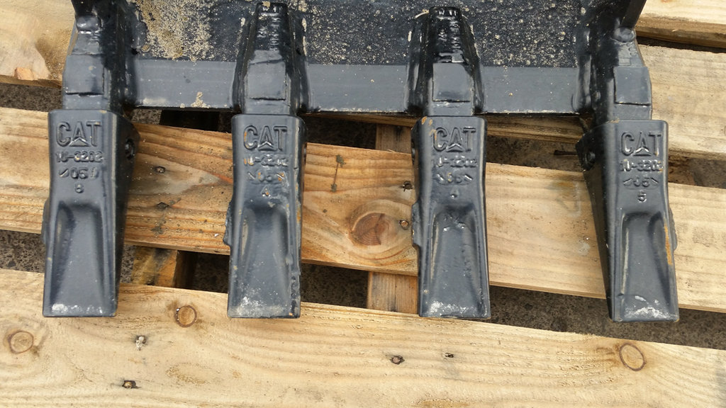 Unused Caterpillar BUCKET HOE 601717 Portland Tractor Inc. (PTI)