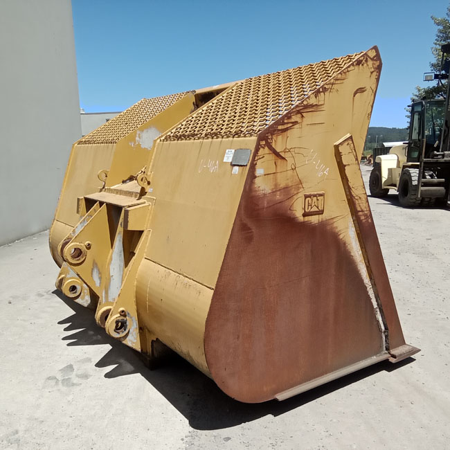 Good Used BUCKET - 131" MH 60-2185 6