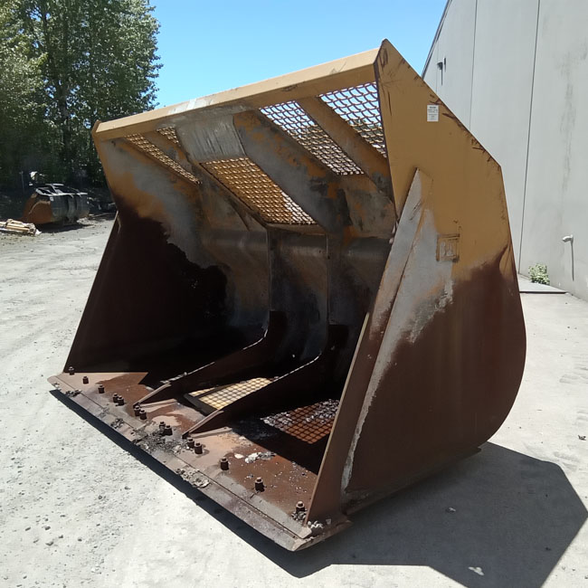 Good Used BUCKET - 131" MH 60-2185 10