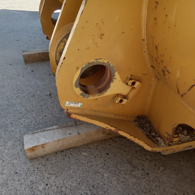 Unused Caterpillar BUCKET - 158" ROCK 60-2195 9