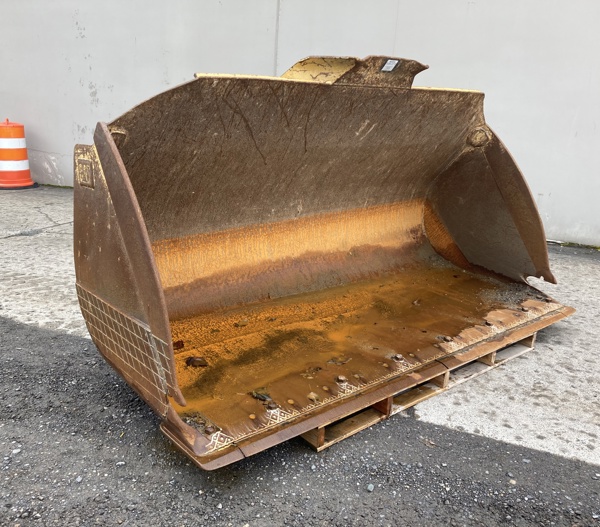 Used BUCKET - 112" GP 60-2214 2
