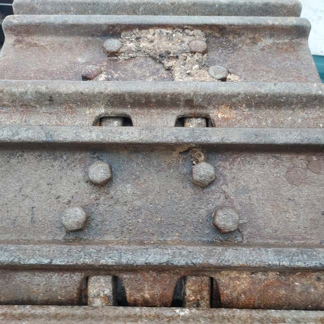 Used TRACK GRP 6075699 6