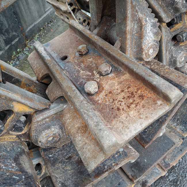 Used TRACK GRP 6075699 9