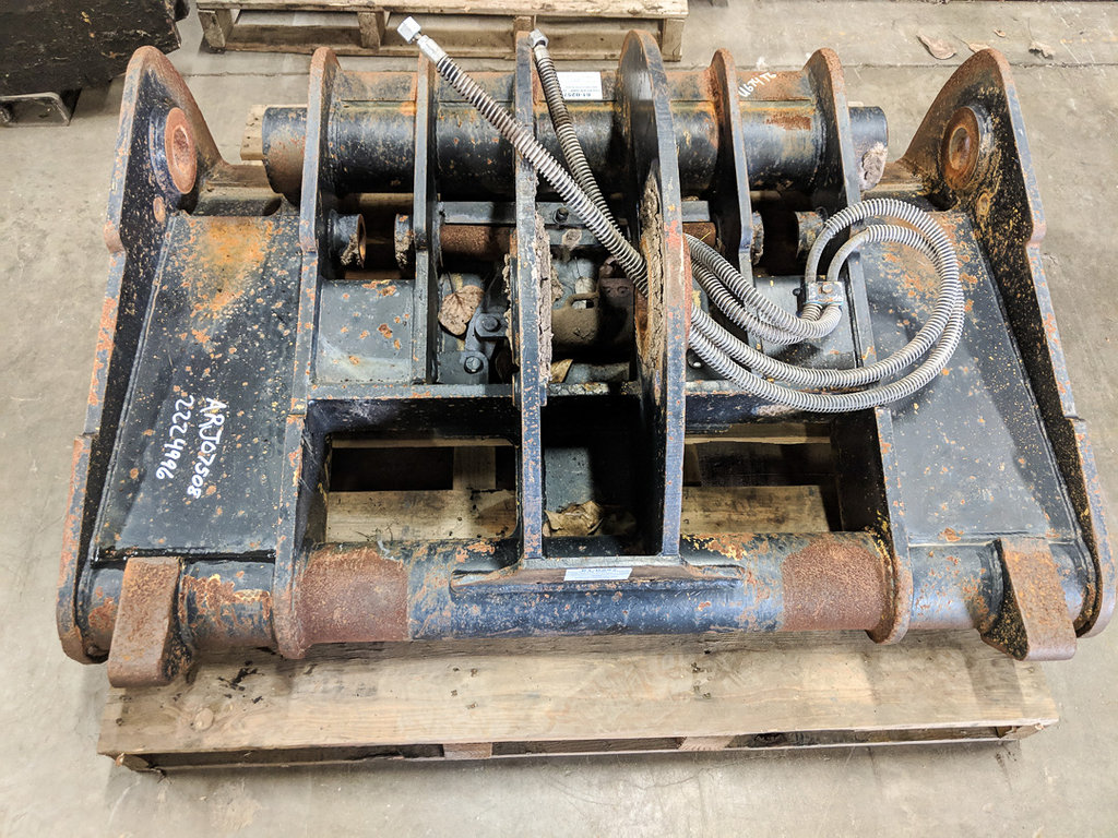 Used COUPLER GRP - QUICK 61-0257 | Portland Tractor Inc. (PTI)