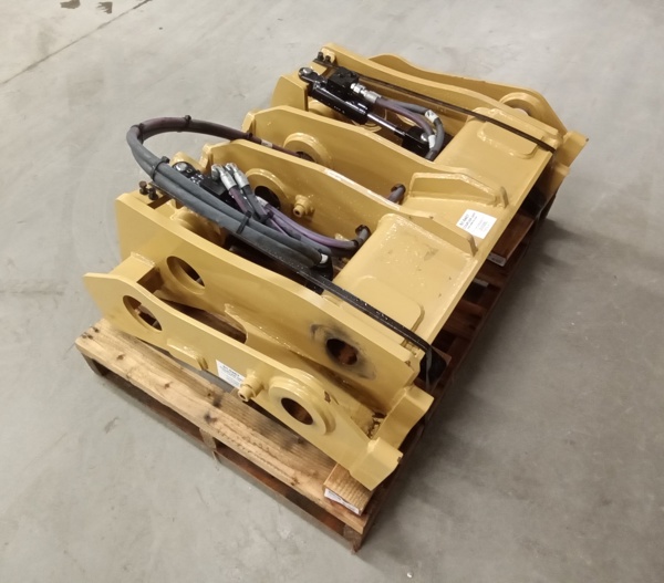 Unused Caterpillar COUPLER GRP - QUICK 61-0467 3