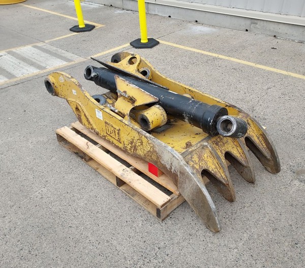 Used THUMB GRP - 30" 4-TOOTH 61-0472 2