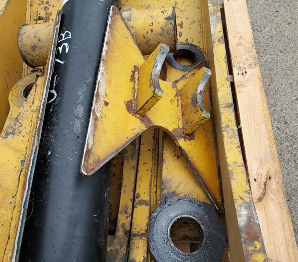 Used THUMB GRP - 30" 4-TOOTH 61-0472 6