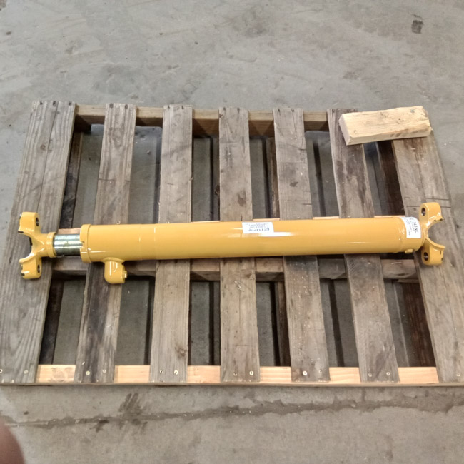Unused Caterpillar CYLINDER GRP - CENTER SHIFT 6E1343 5