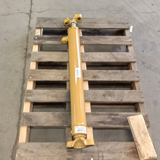 Unused Caterpillar CYLINDER GRP - CENTER SHIFT 6E1343 7