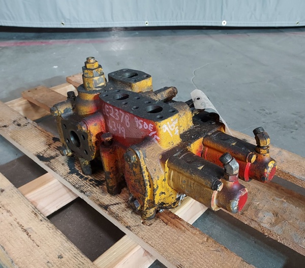 Used VALVE GRP 6E2378