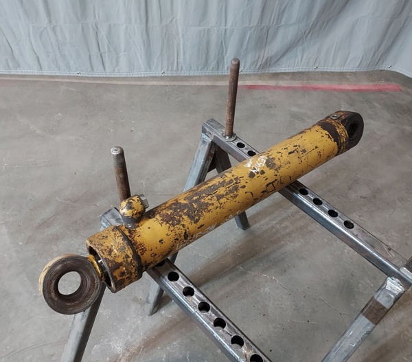 Good Used CYLINDER GRP - STEER 6E5024 2