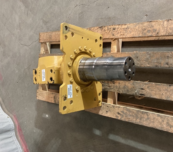 Used AXLE A - FRONT 6G6430 3