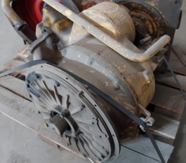 Used TRANSMISSION ARR 6Y5801-08 3