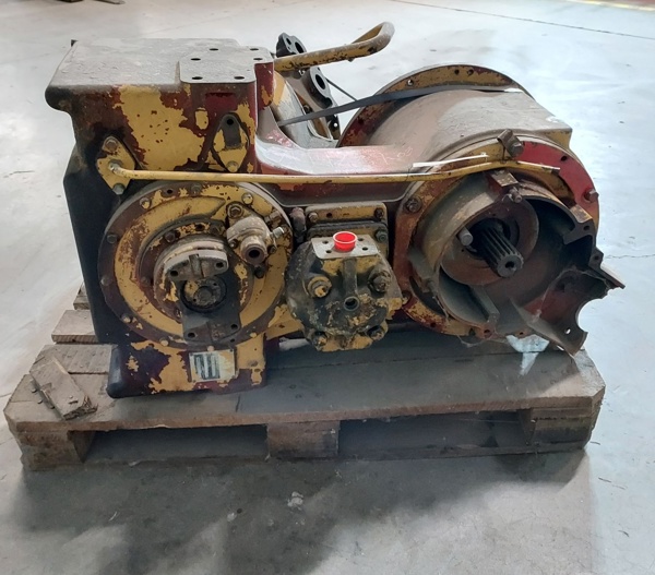 Used TRANSMISSION ARR 6Y5801-08 4