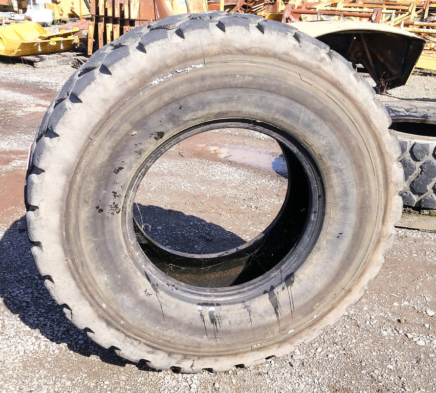 Used TIRE 70-0005 3