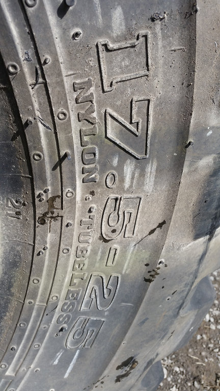 Used TIRE 70-0010 2