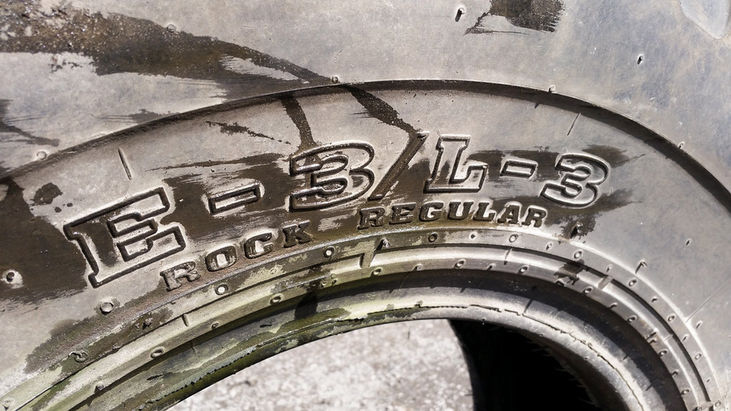 Used TIRE 70-0010 5