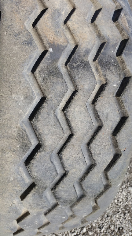 Used TIRE 70-0017 4
