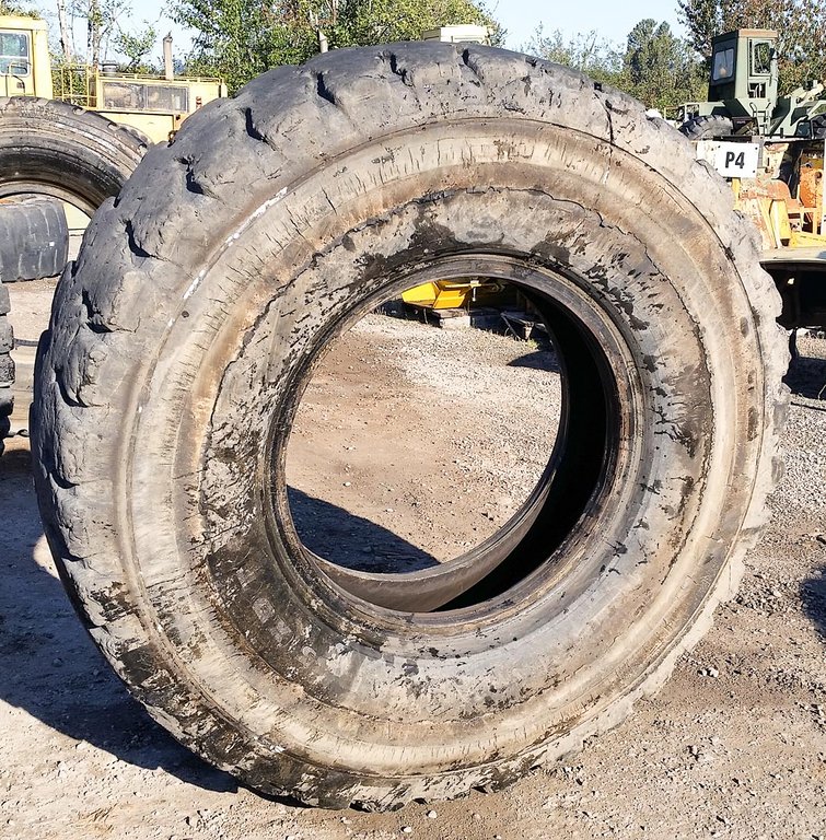 Used TIRE 70-0033 3