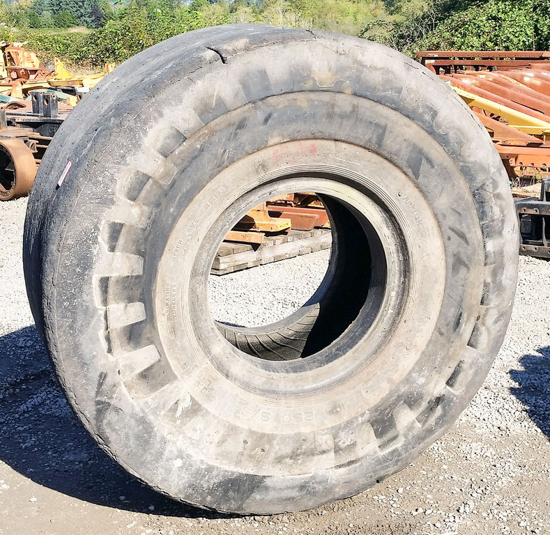 Used TIRE 70-0040 5
