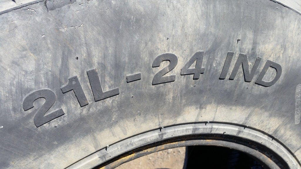 Used TIRE 70-0044 5