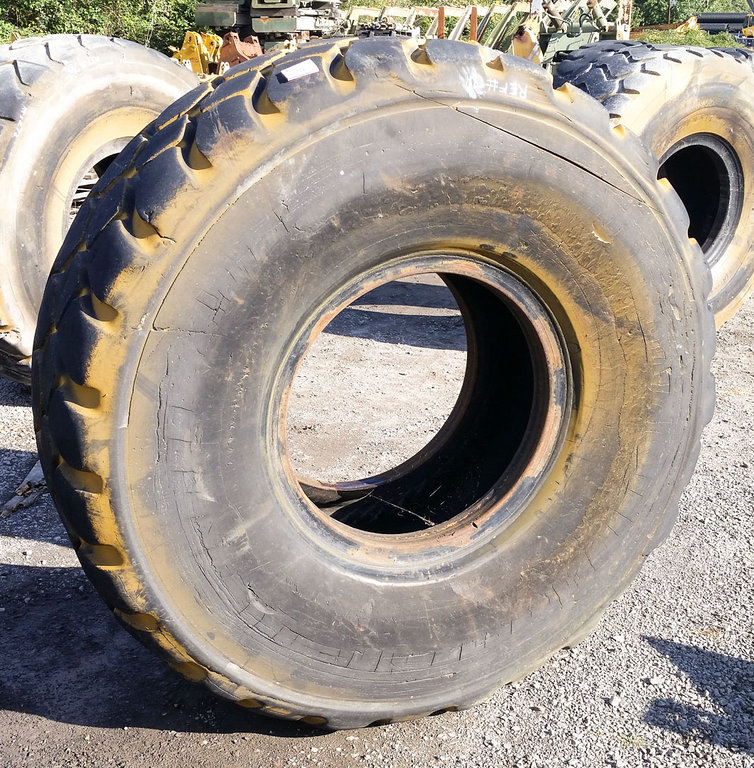 Used TIRE 70-0057