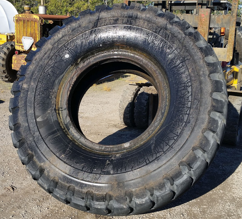 Used TIRE 70-0117 | Portland Tractor Inc. (PTI)