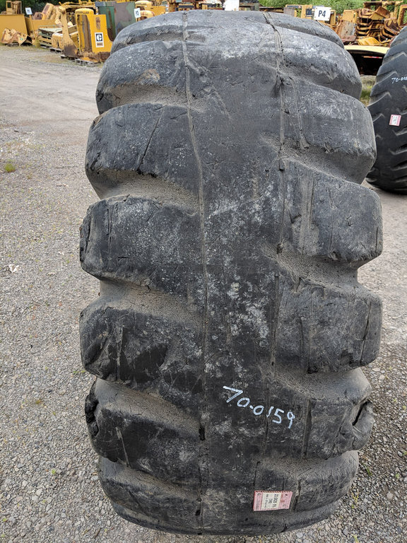 Used TIRE 70-0159 2