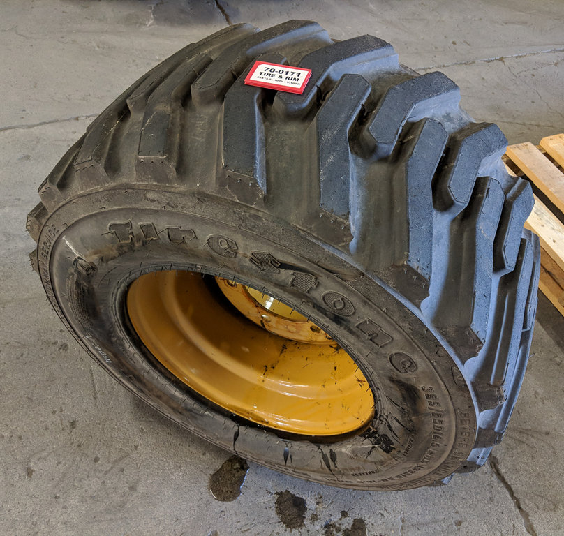 Used TIRE 70-0171